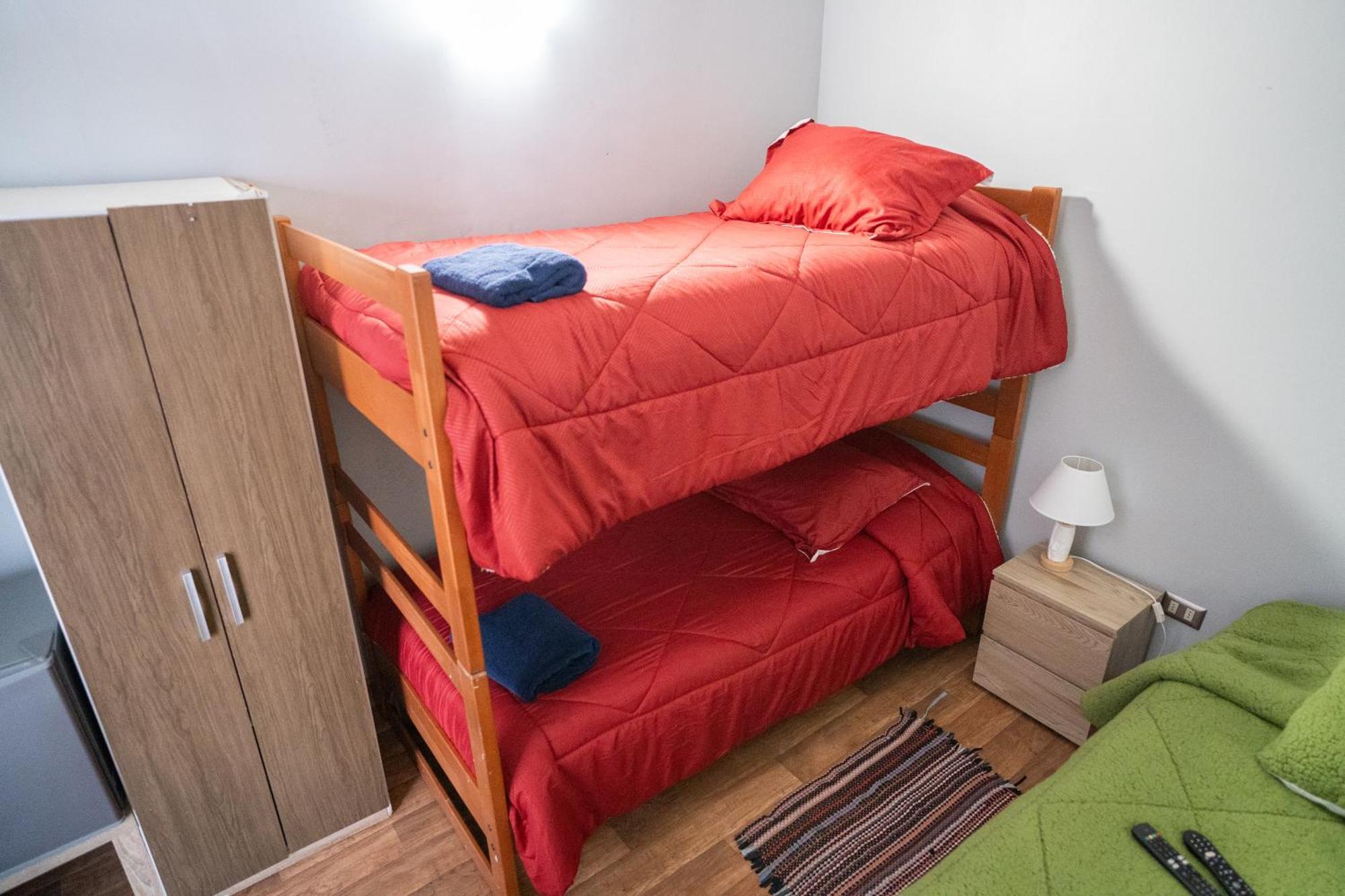 Guest house Confortable Hostal En El Centro De *