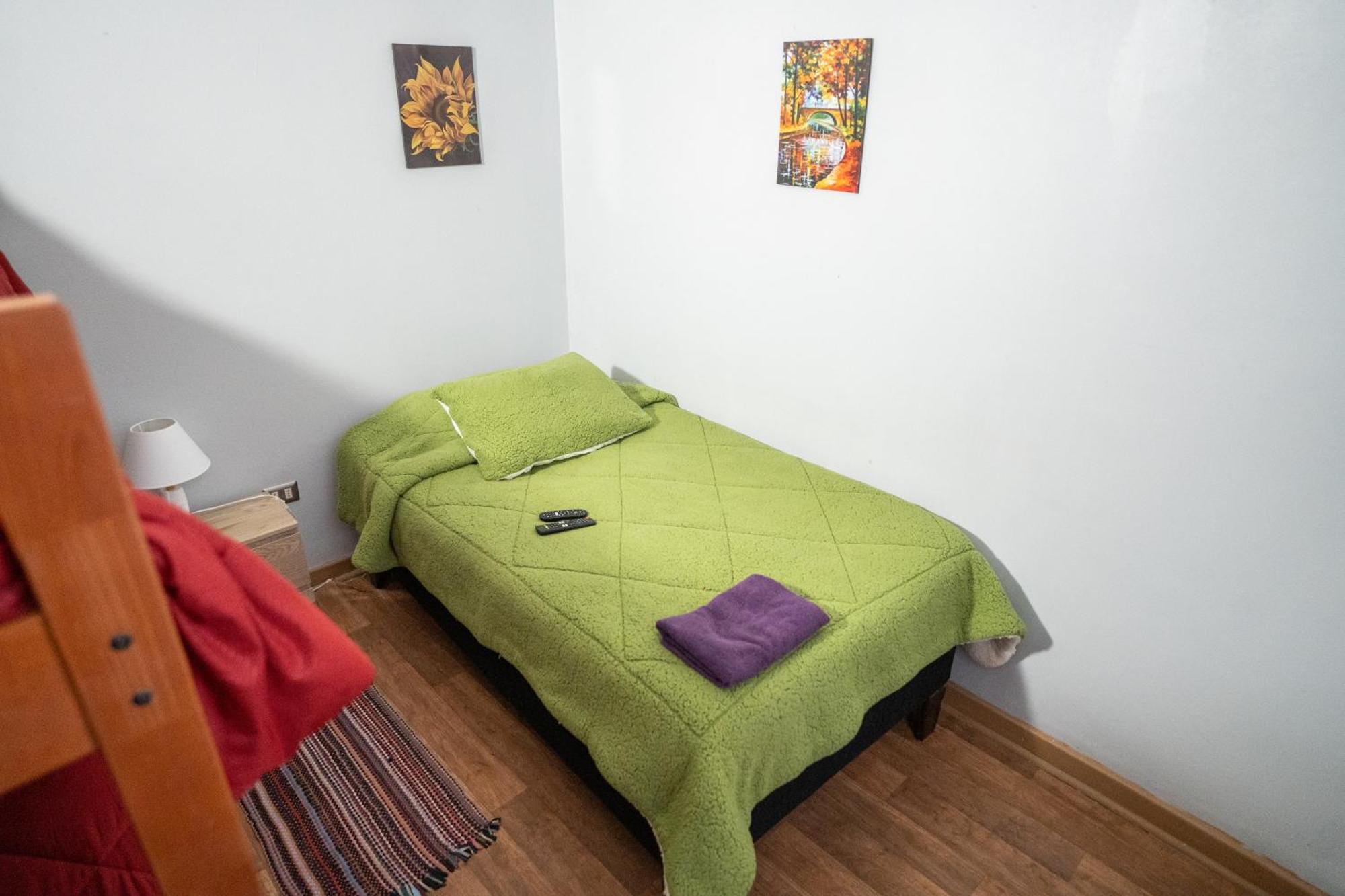 Confortable Hostal En El Centro De * Santiago