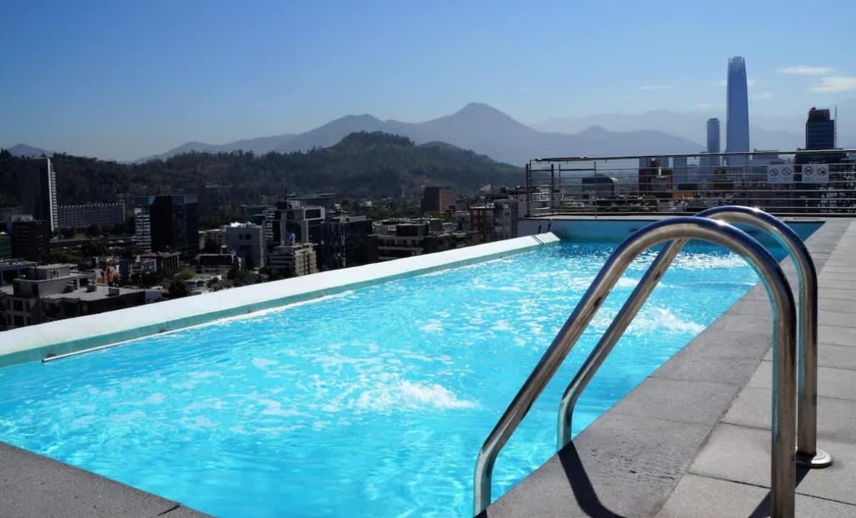 Live Providencia From Your Cozy