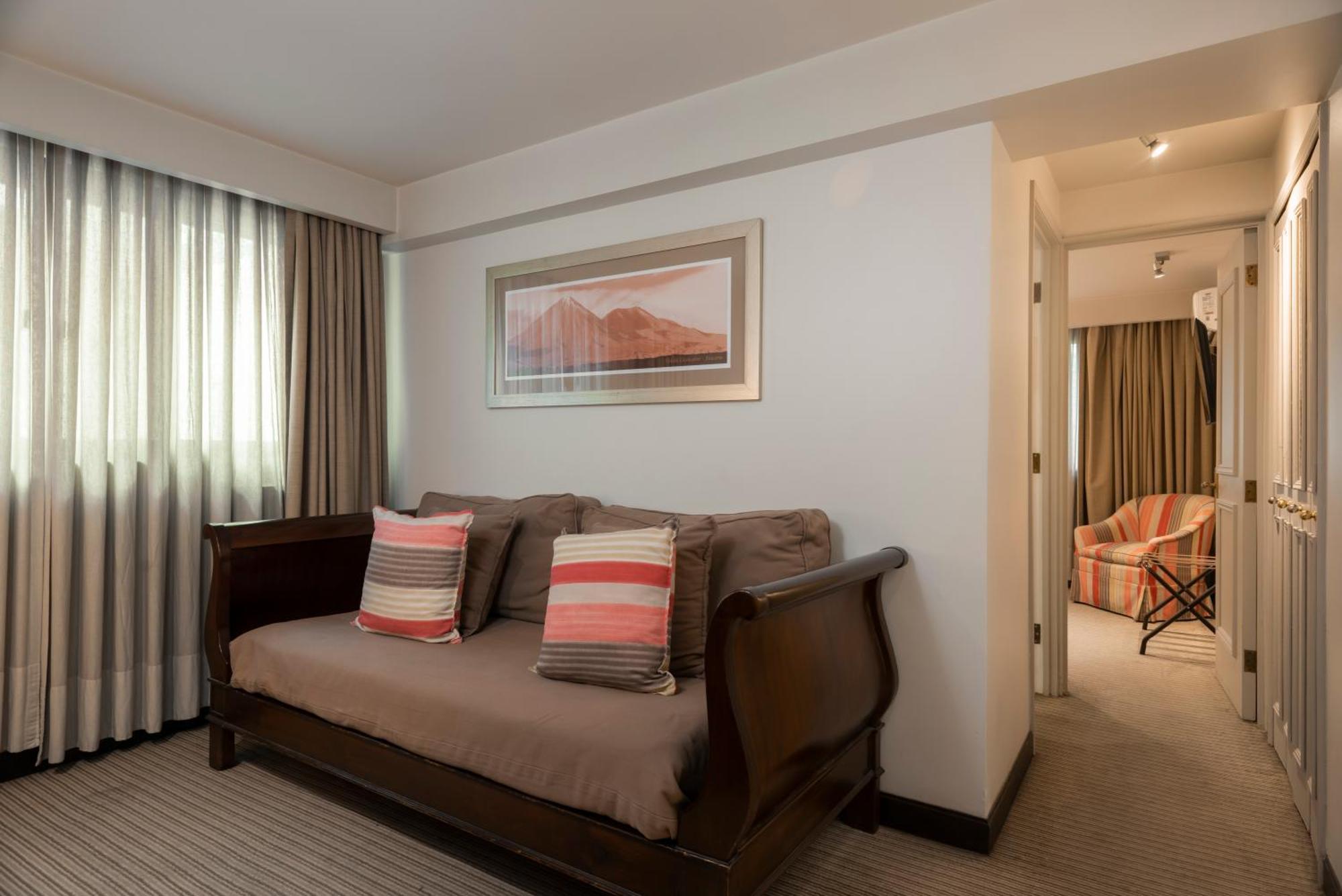 Espanoles Hotel Santiago