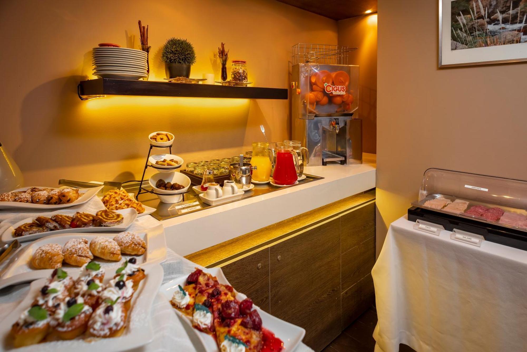 Espanoles 4* Santiago