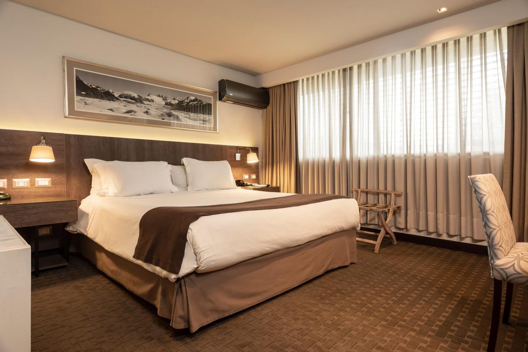 Hotel Espanoles