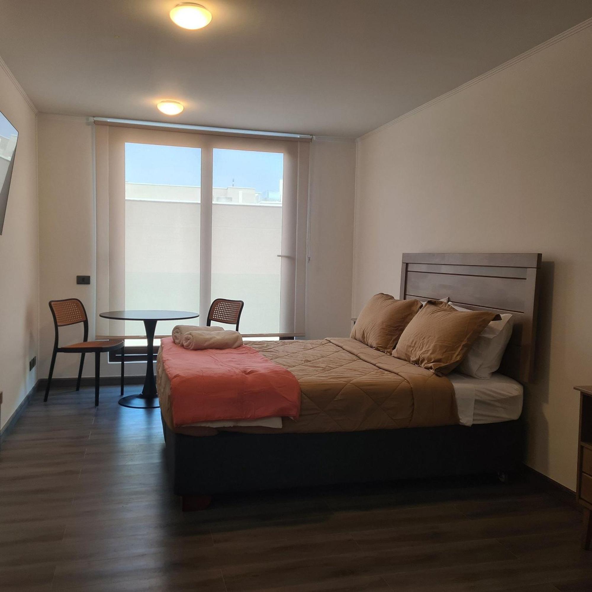 Huerfanos Spot Apartment