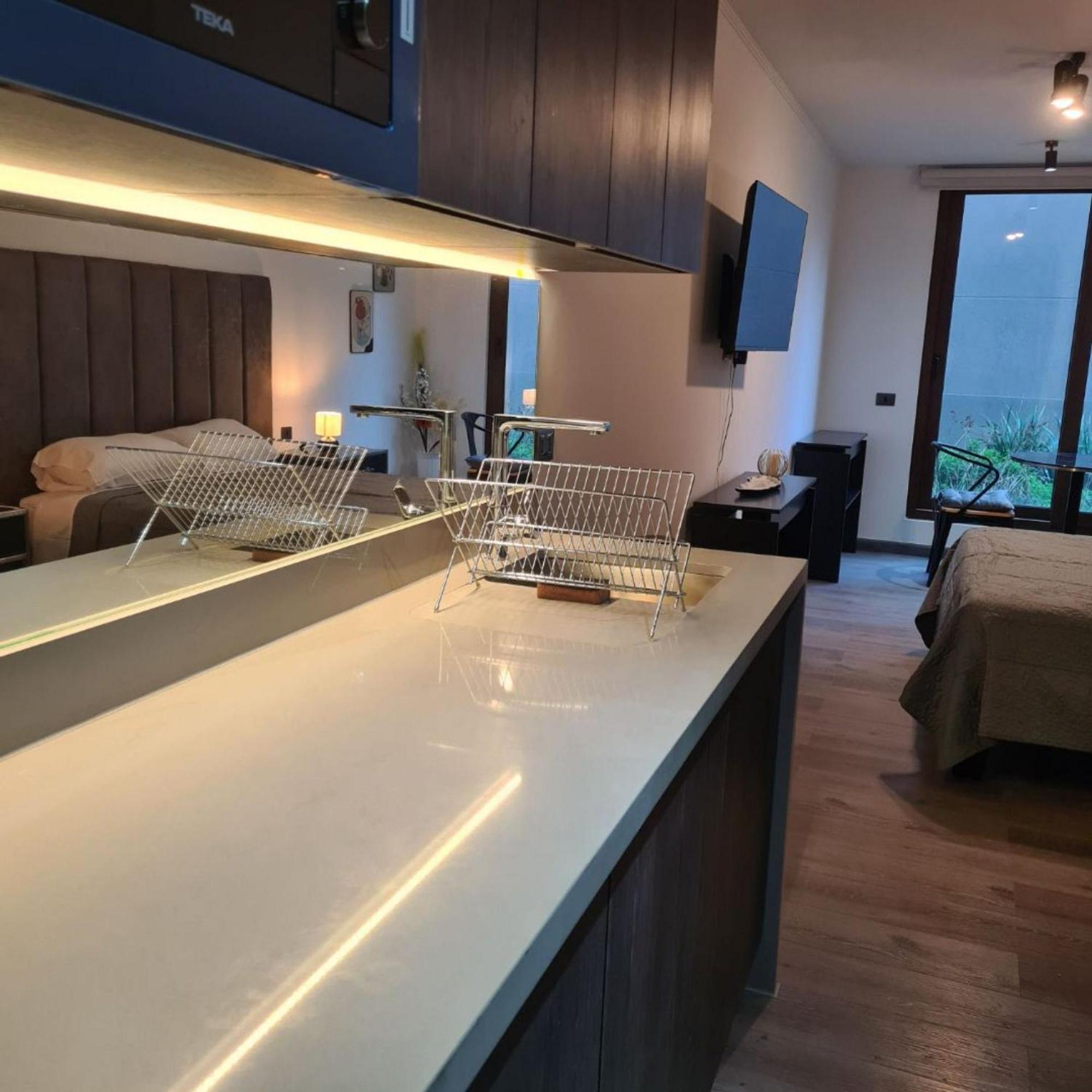 Huerfanos Spot Apartment