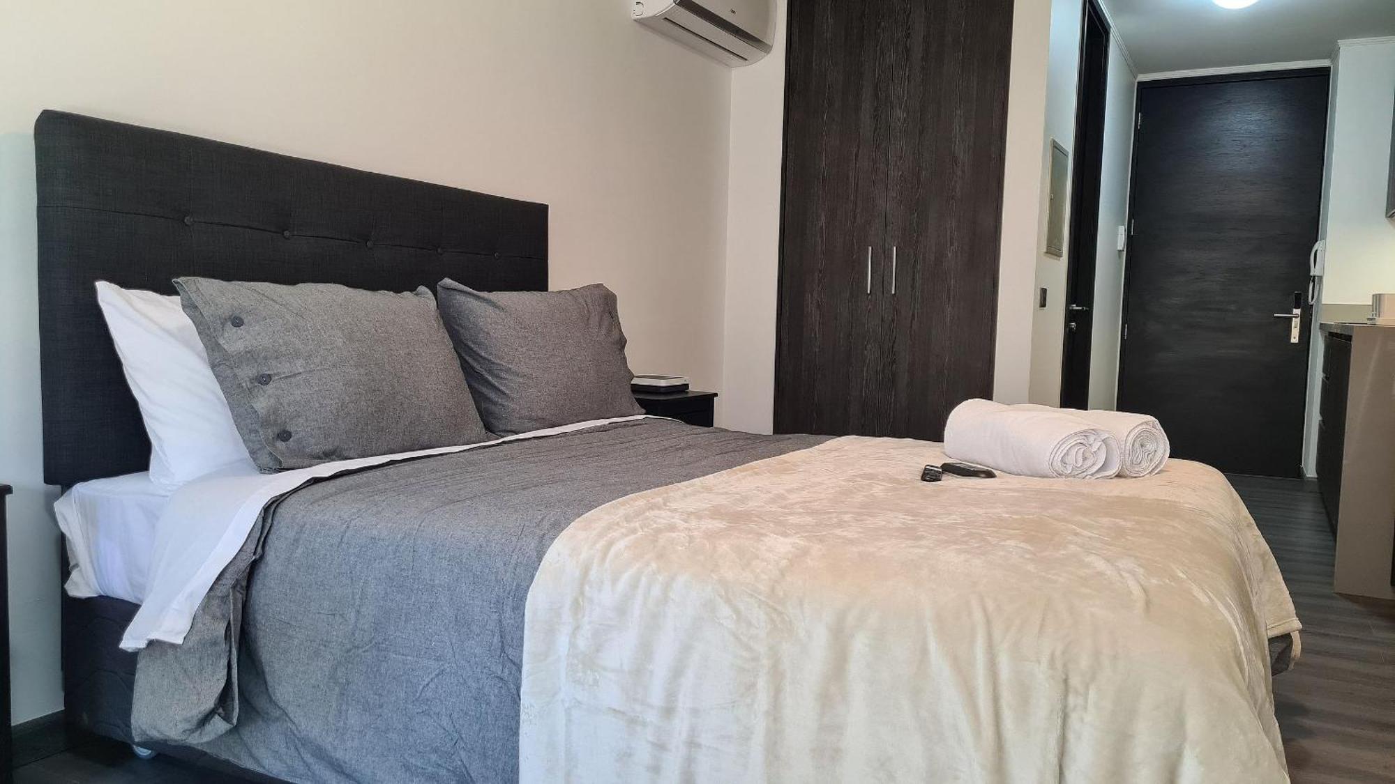 Huerfanos Spot Apartment Santiago
