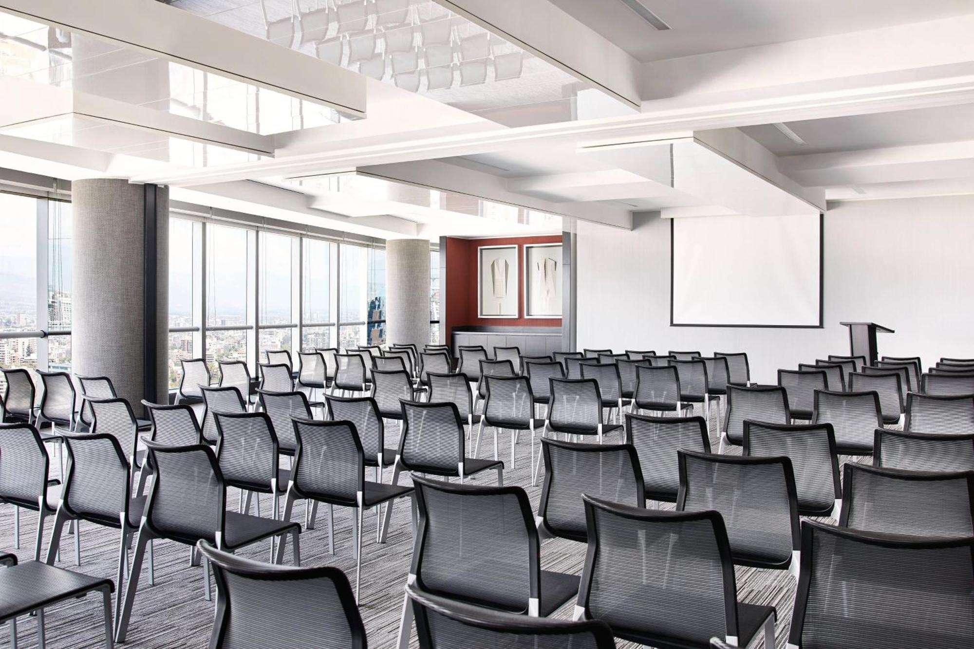 Hotel Ac Hotel By Marriott Santiago Cenco Costanera