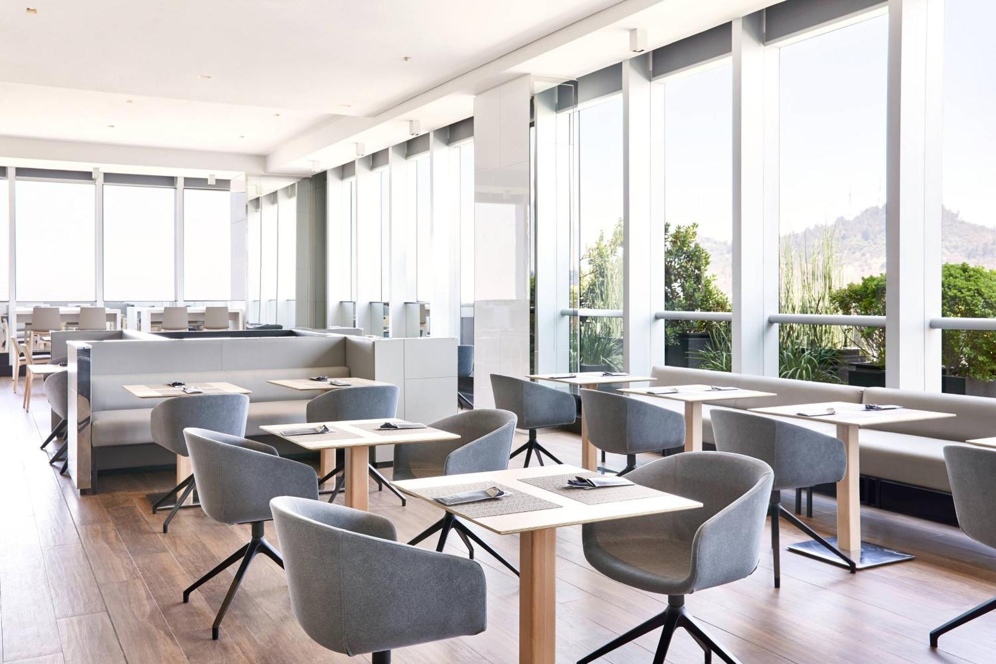 Ac Hotel By Marriott Santiago Cenco Costanera Hotel Santiago