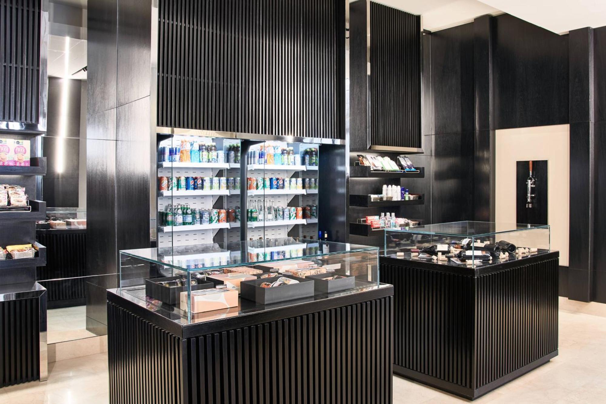 Ac Hotel By Marriott Santiago Cenco Costanera 4*