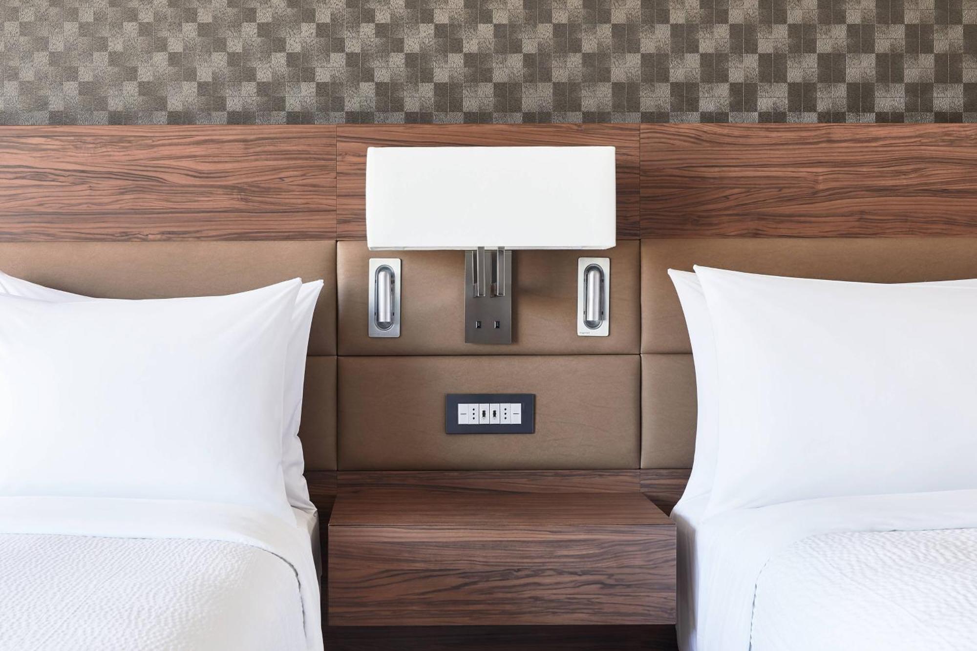 Ac Hotel By Marriott Santiago Cenco Costanera Hotel Santiago
