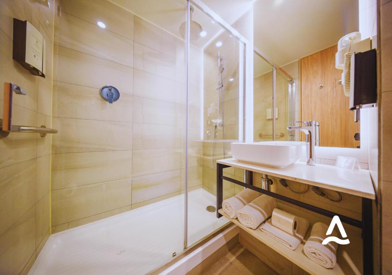 Khách sạn Almasur Providencia Santiago