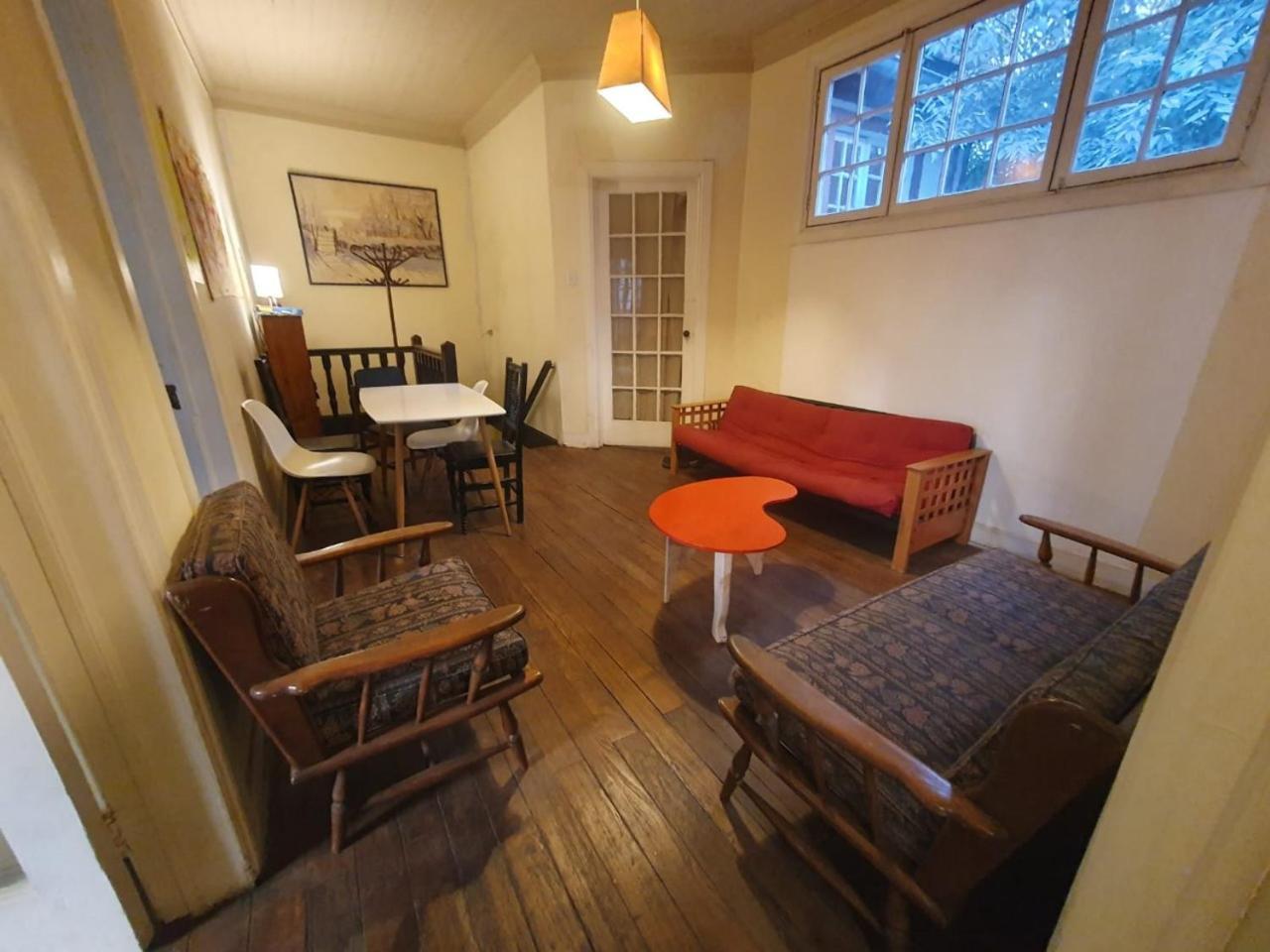 Casa De Huespedes Providencia Baquedano Guest house *