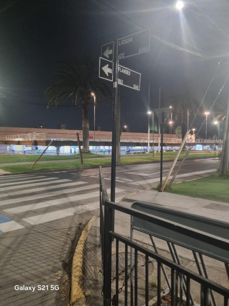 Latadia Condes Pensión *