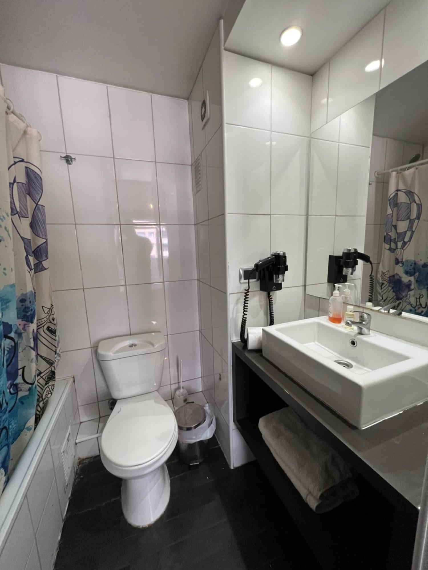 Khách sạn hẻo lánh Santa Victoria *