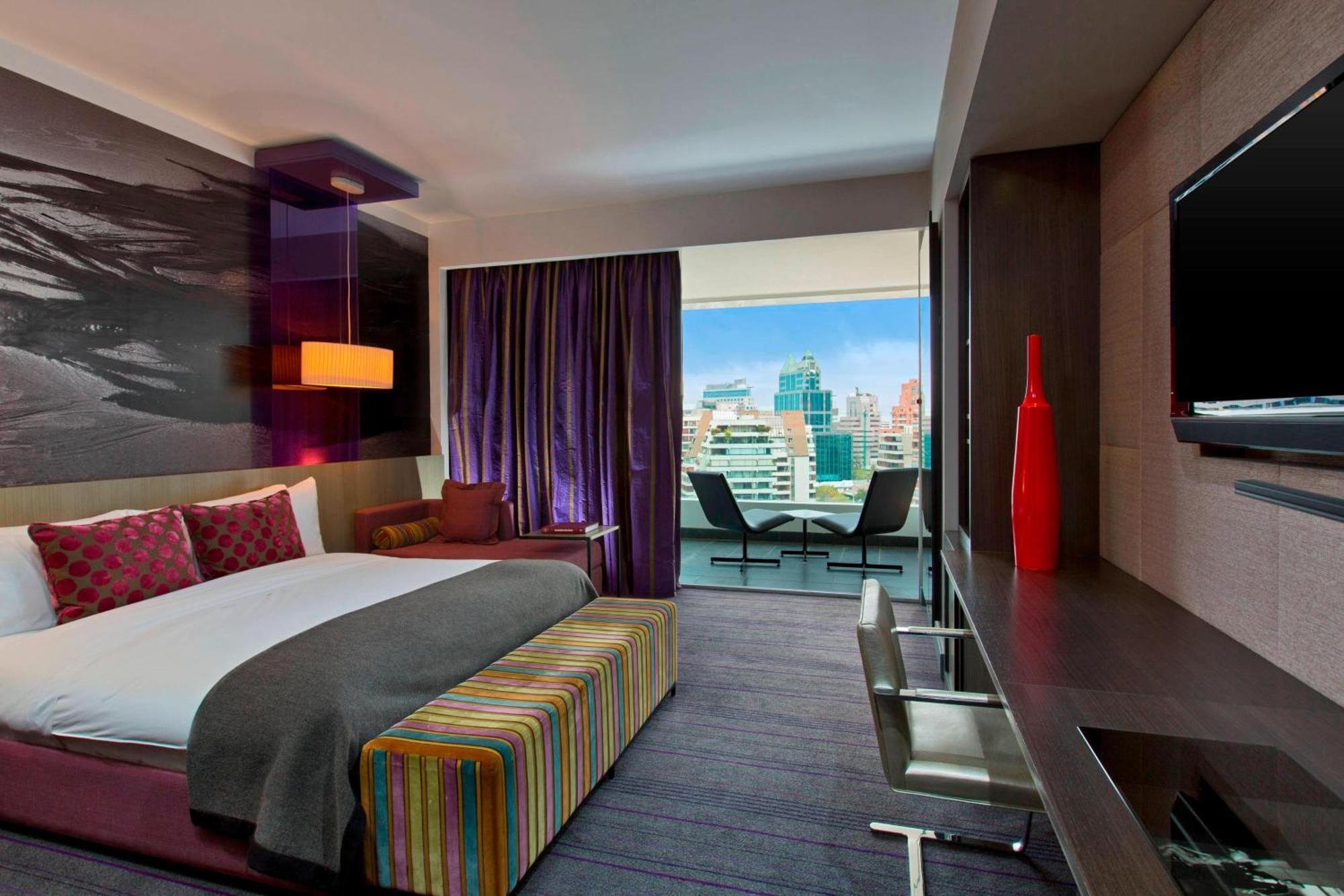 W Hotel 5*