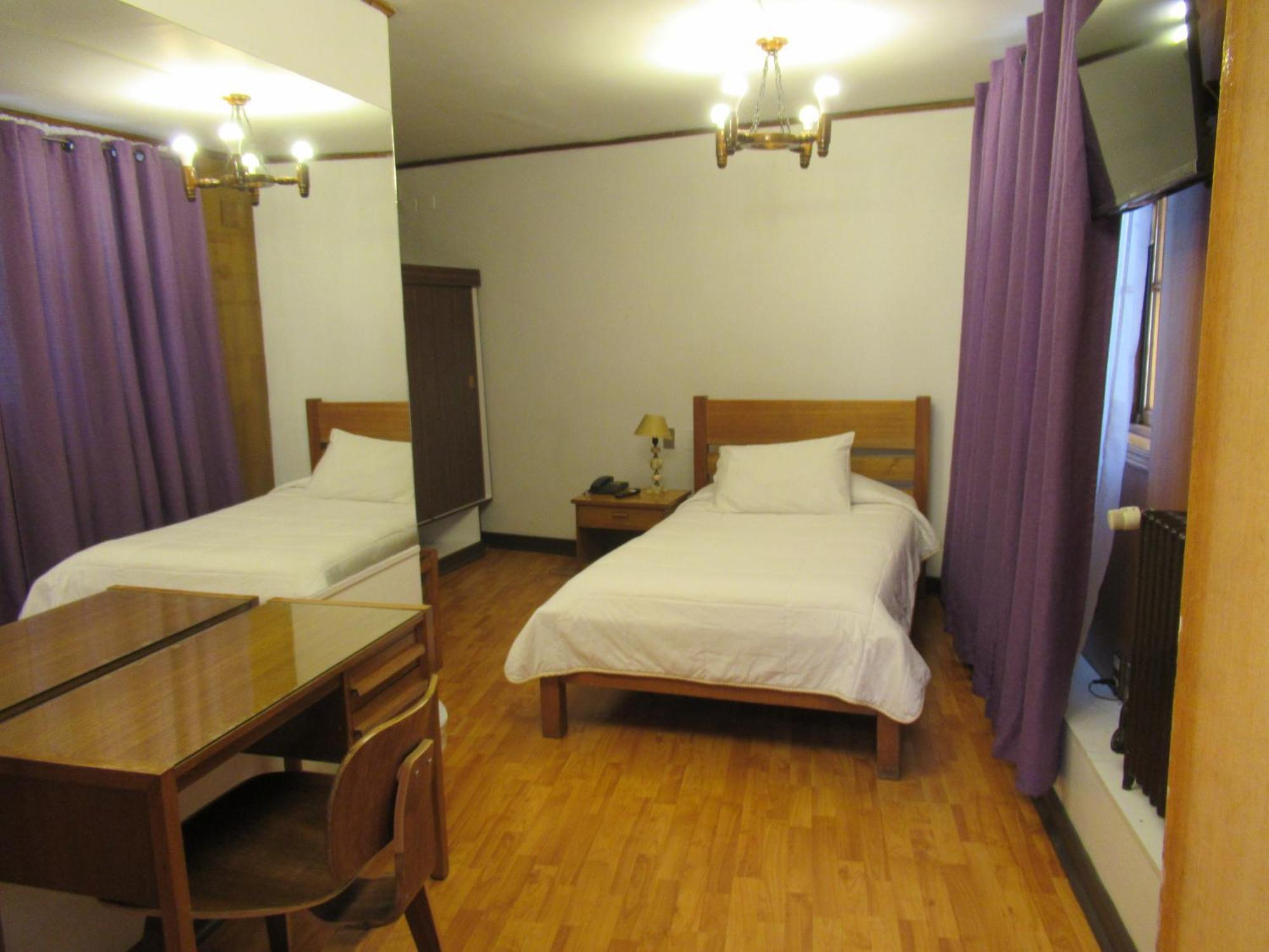 Vegas Khách sạn 3*