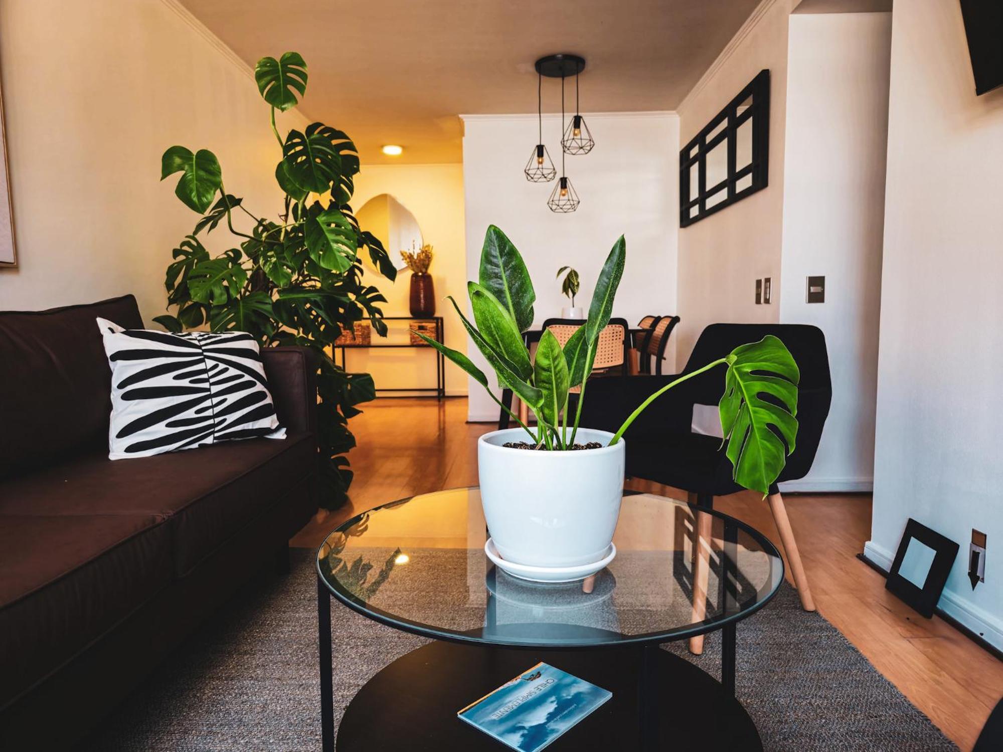 Dpto A Pasos Del Costanera Center Con Aire Acondicionado En Barrio El Golf Apartment
