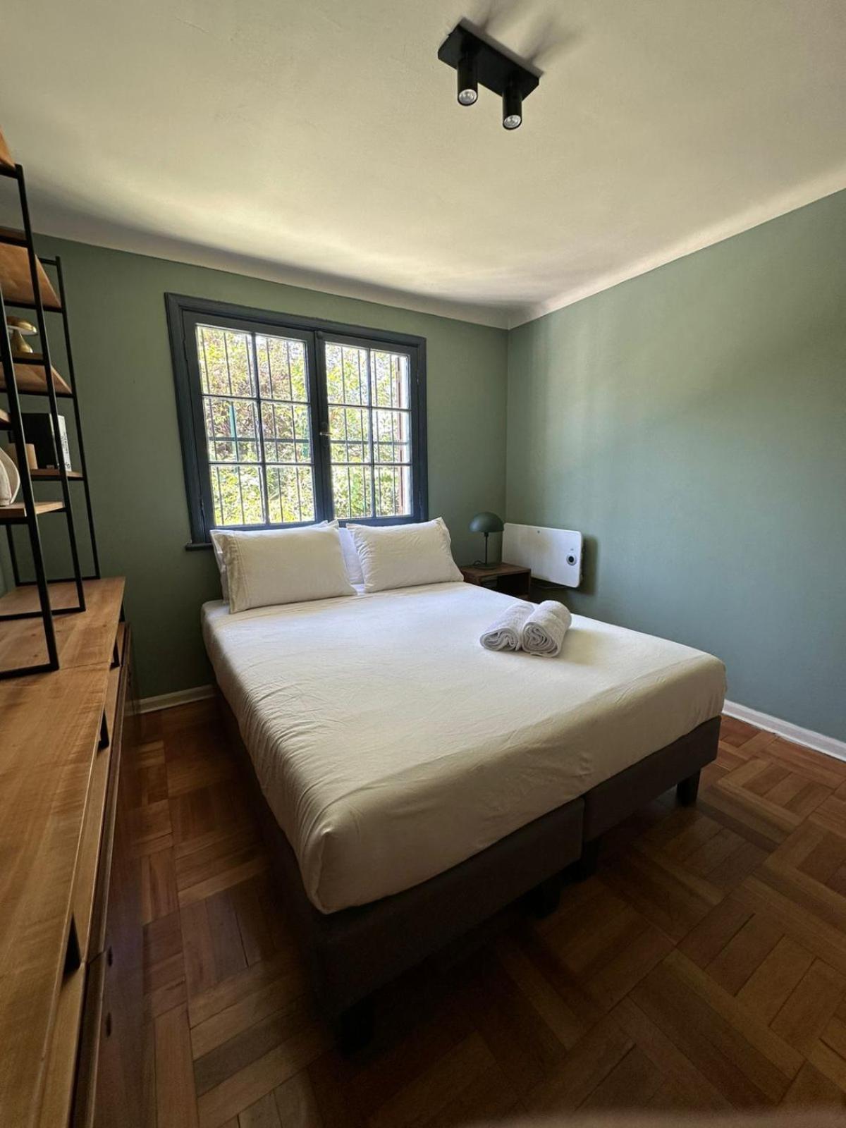 En Hermosa Casa En Barrio Pocuro Homestay Santiago