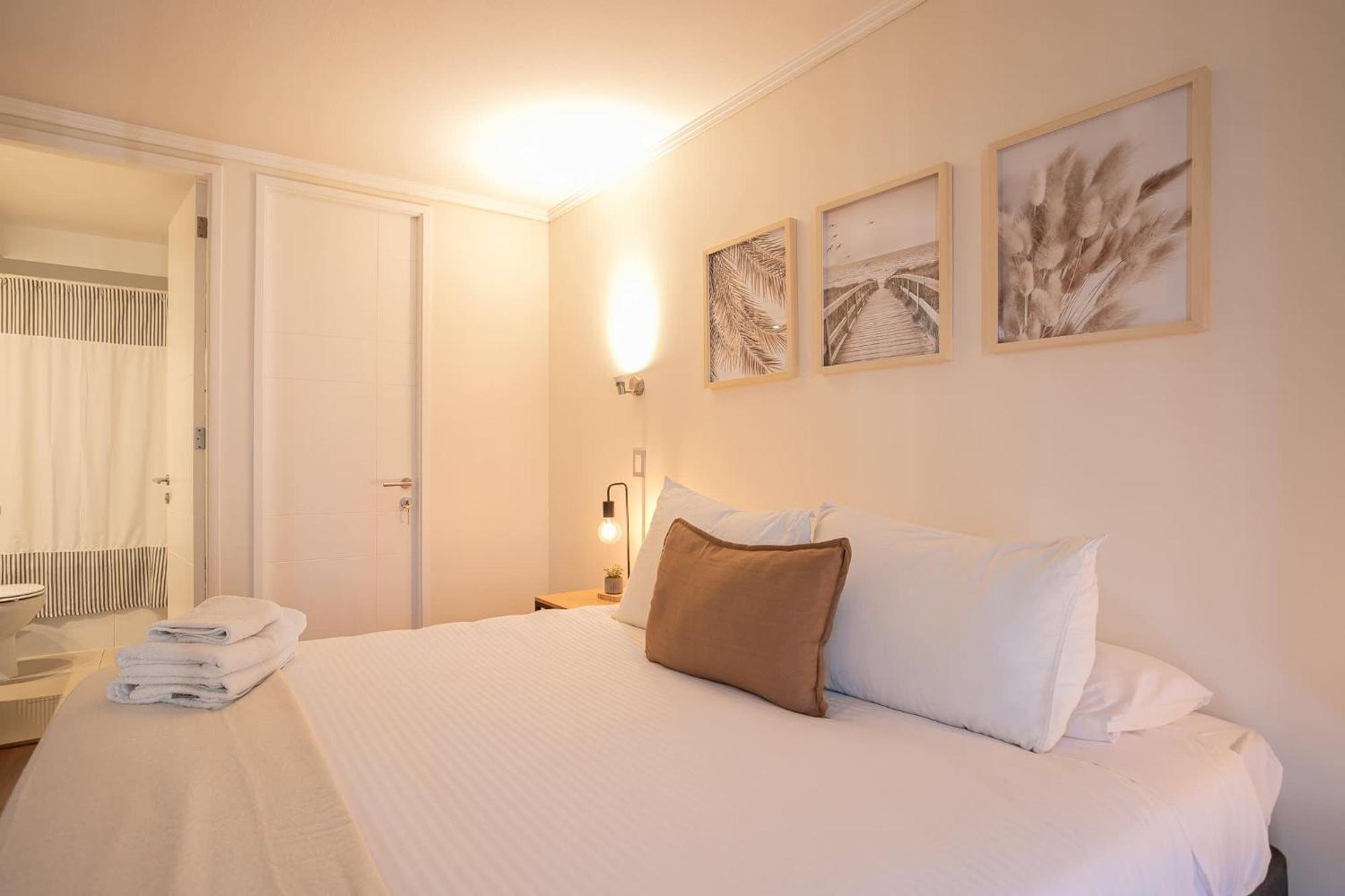 Modern Design Cozy 1b 1b Apartment Santiago