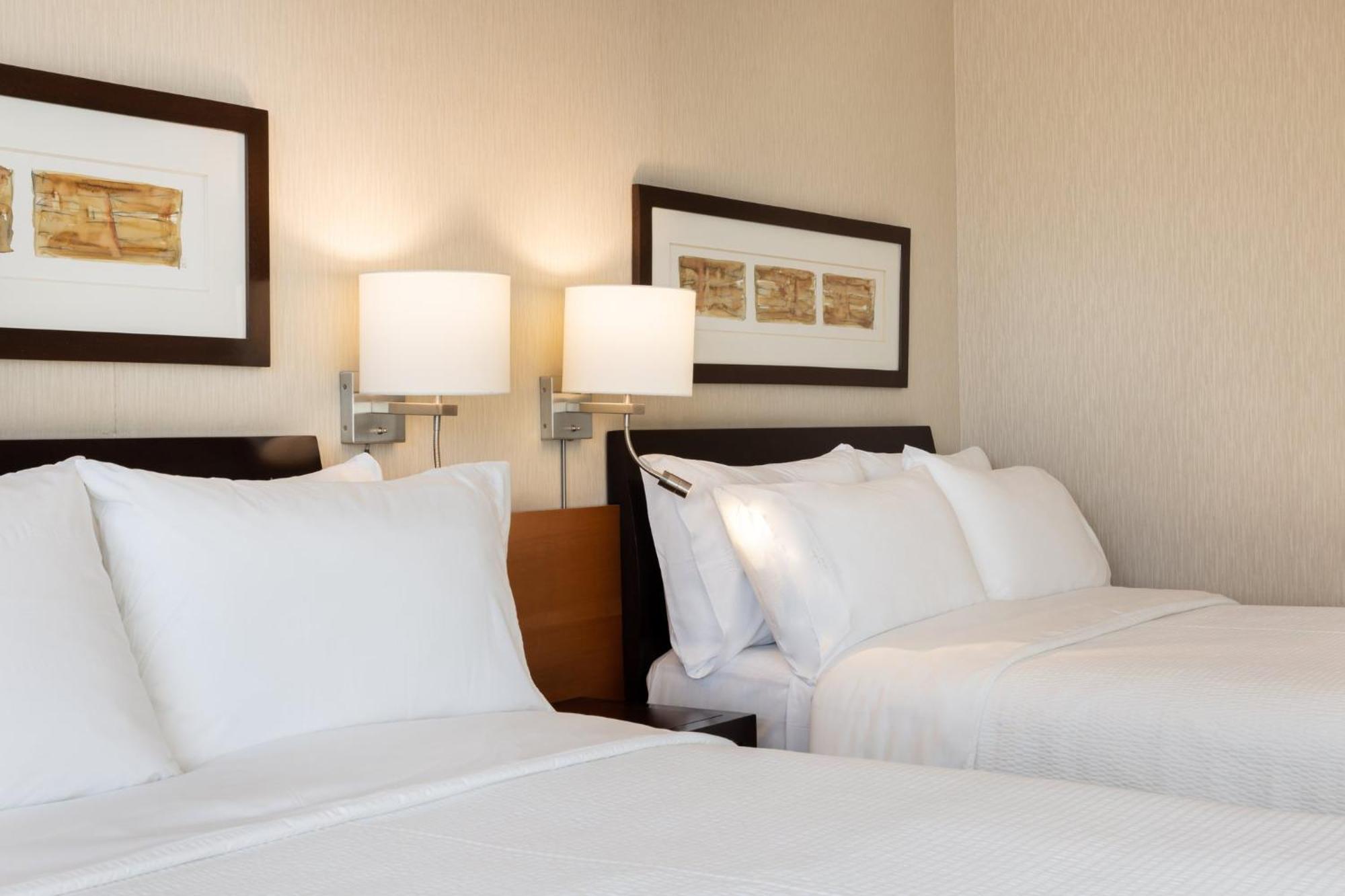 Express Condes By Ihg 4*