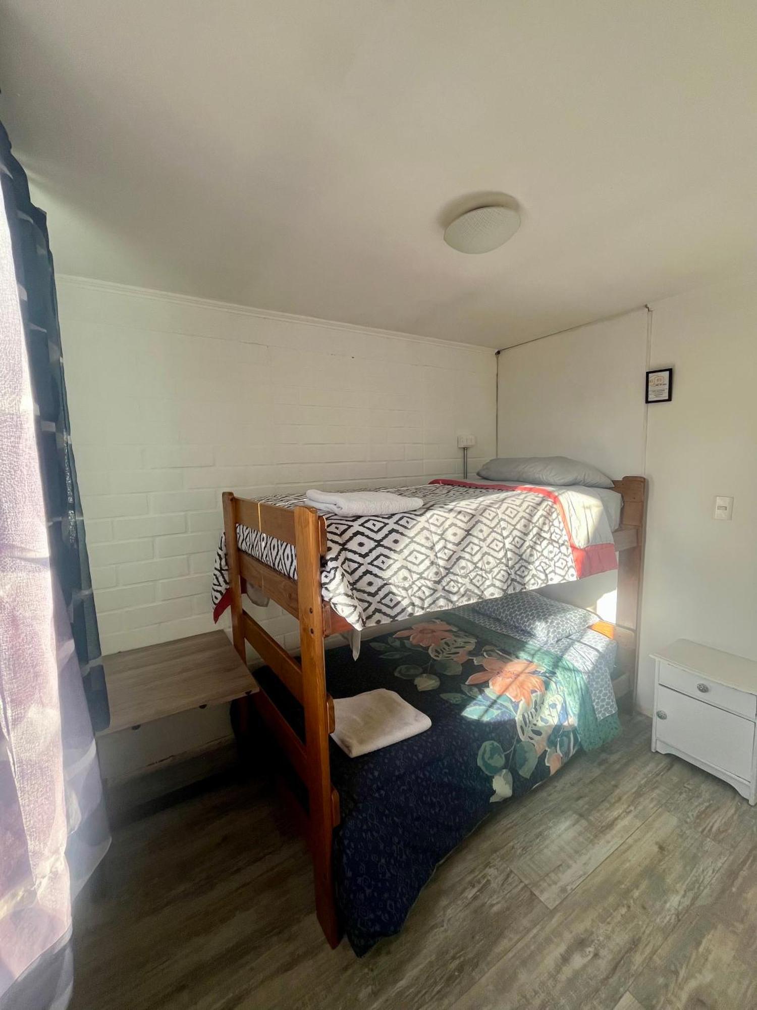 Hostel Tu Espacio Re - Casa Cerca Del Aeropuerto Homestay Santiago