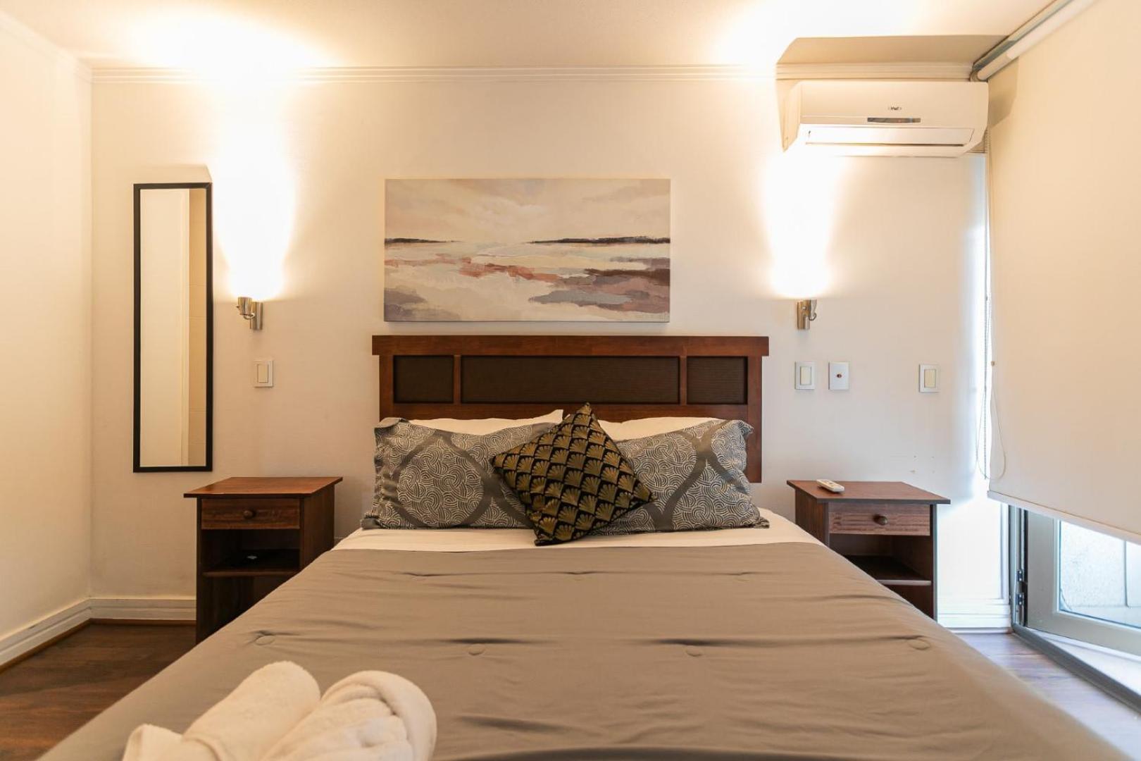 Apartamento Spacious Steps Away From Parque Arauco Santiago