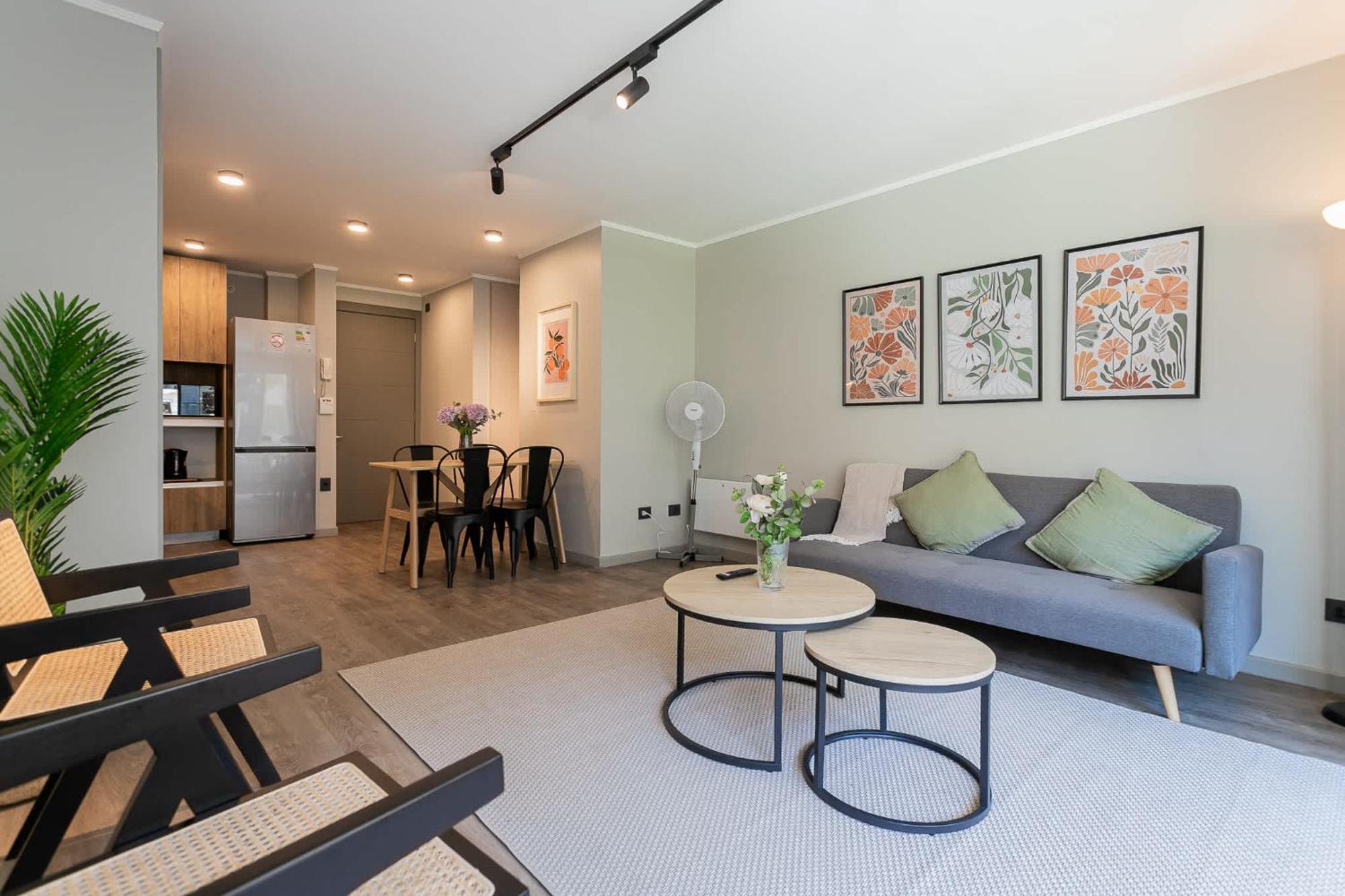 Ideal Families In Providencia With Pool * Santiago de Chile