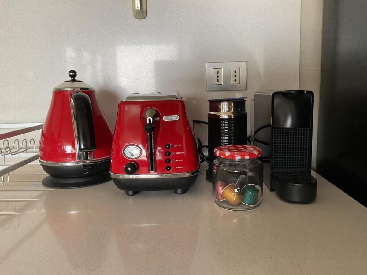 Apartamento Mejor Ubicacion! Cerca A Mall Parque Arauco, Wifi, Balcon Santiago de Chile