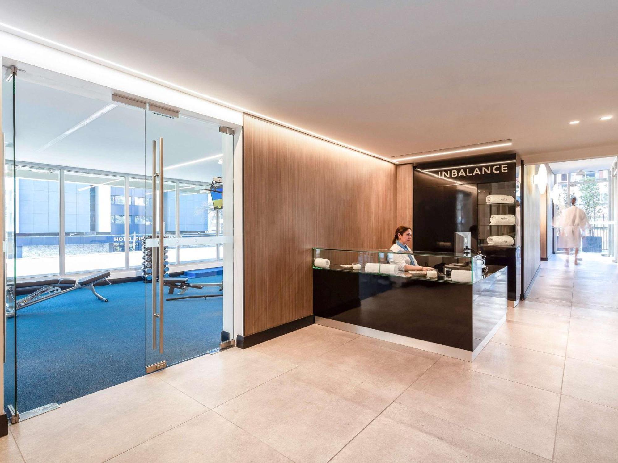 Novotel Providencia Hotel 4*