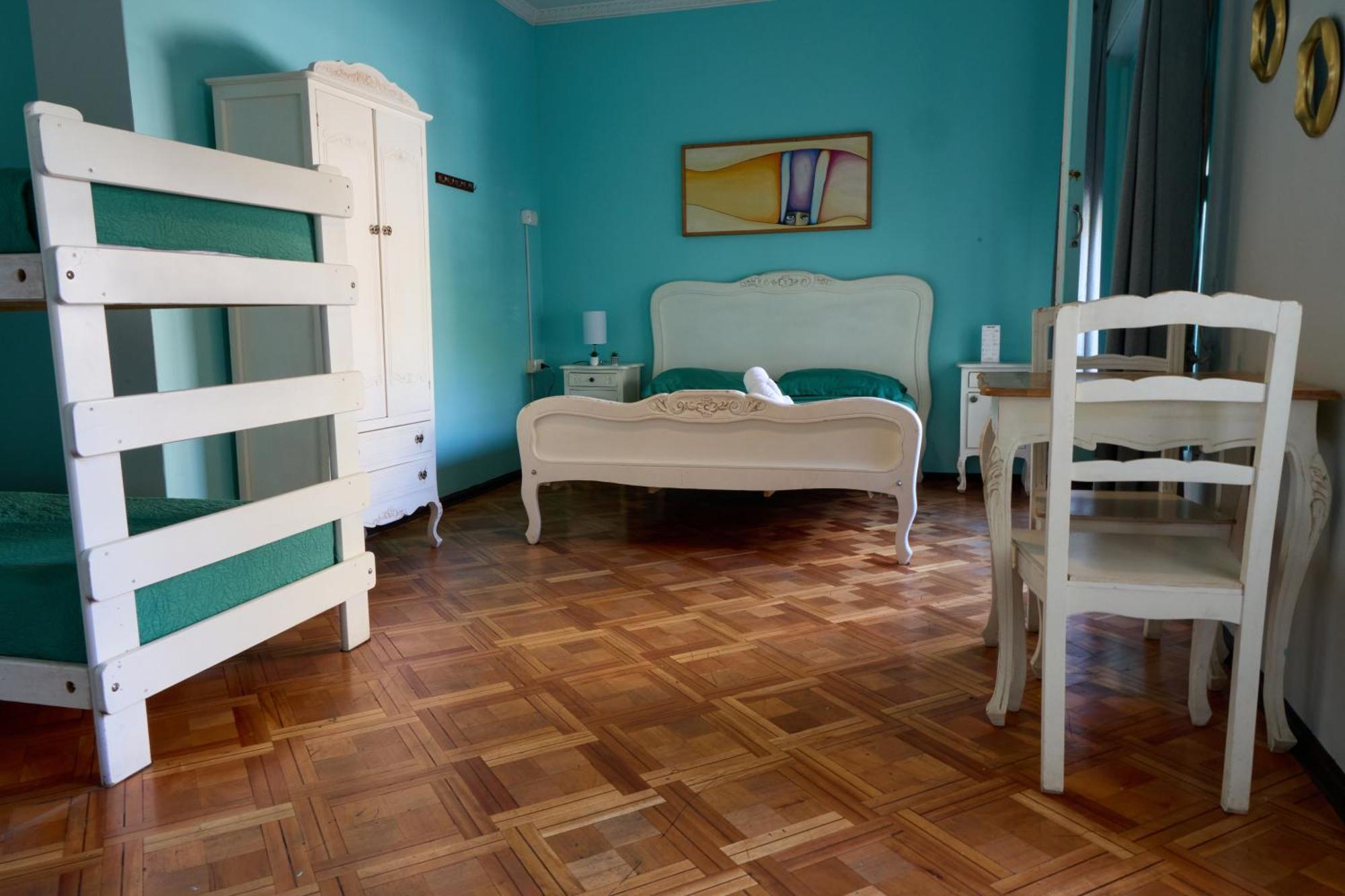 Providencia Hostel *