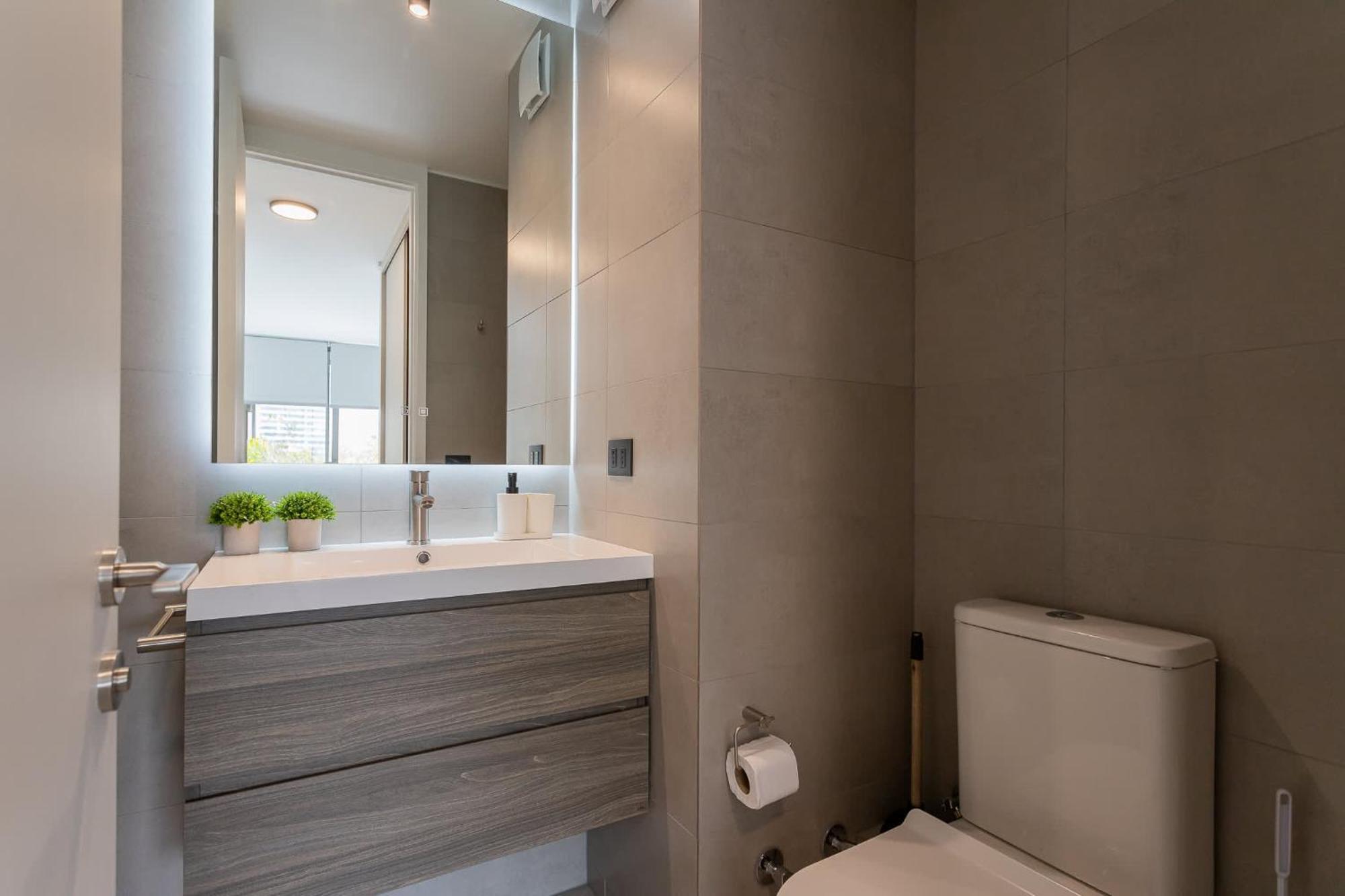 2br Near Arauco Park & Apoquindo *
