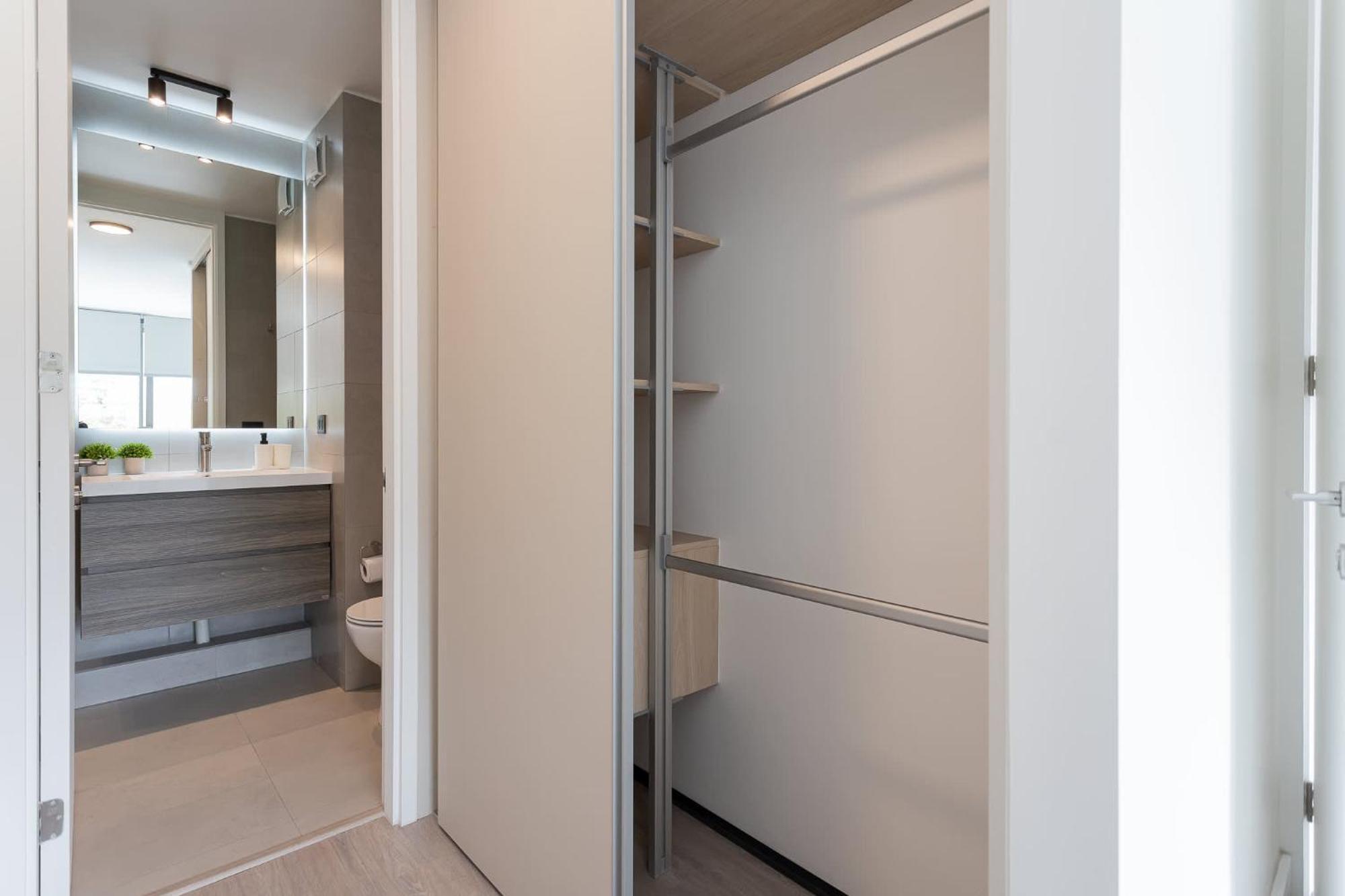 Apartment 2br Near Arauco Park & Apoquindo *