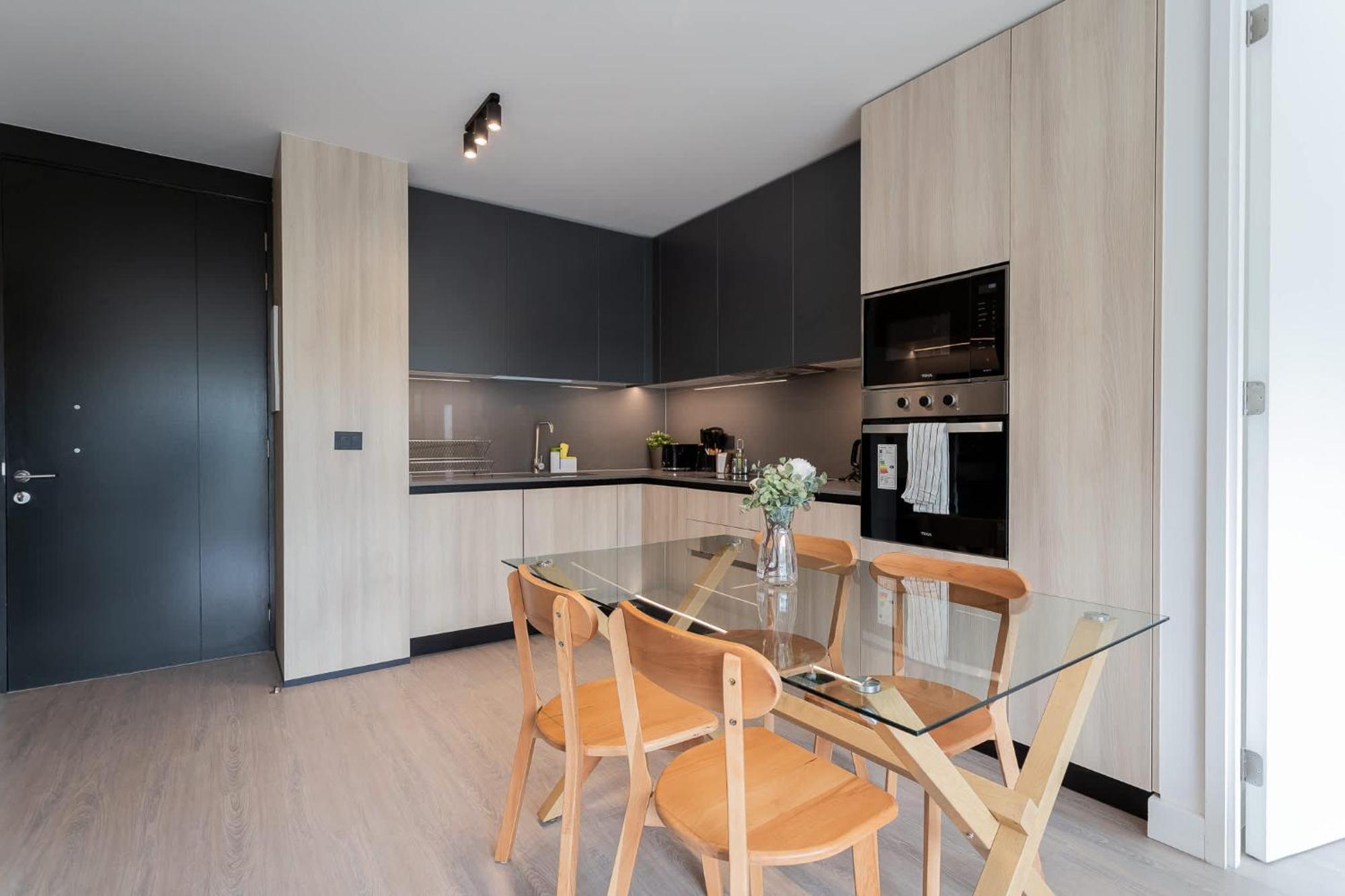 2br Near Arauco Park & Apoquindo *