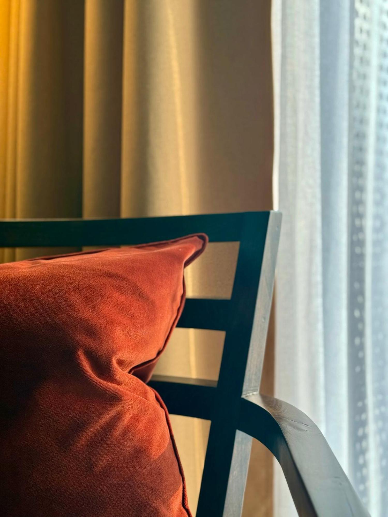 Hotel Debaines Santiago