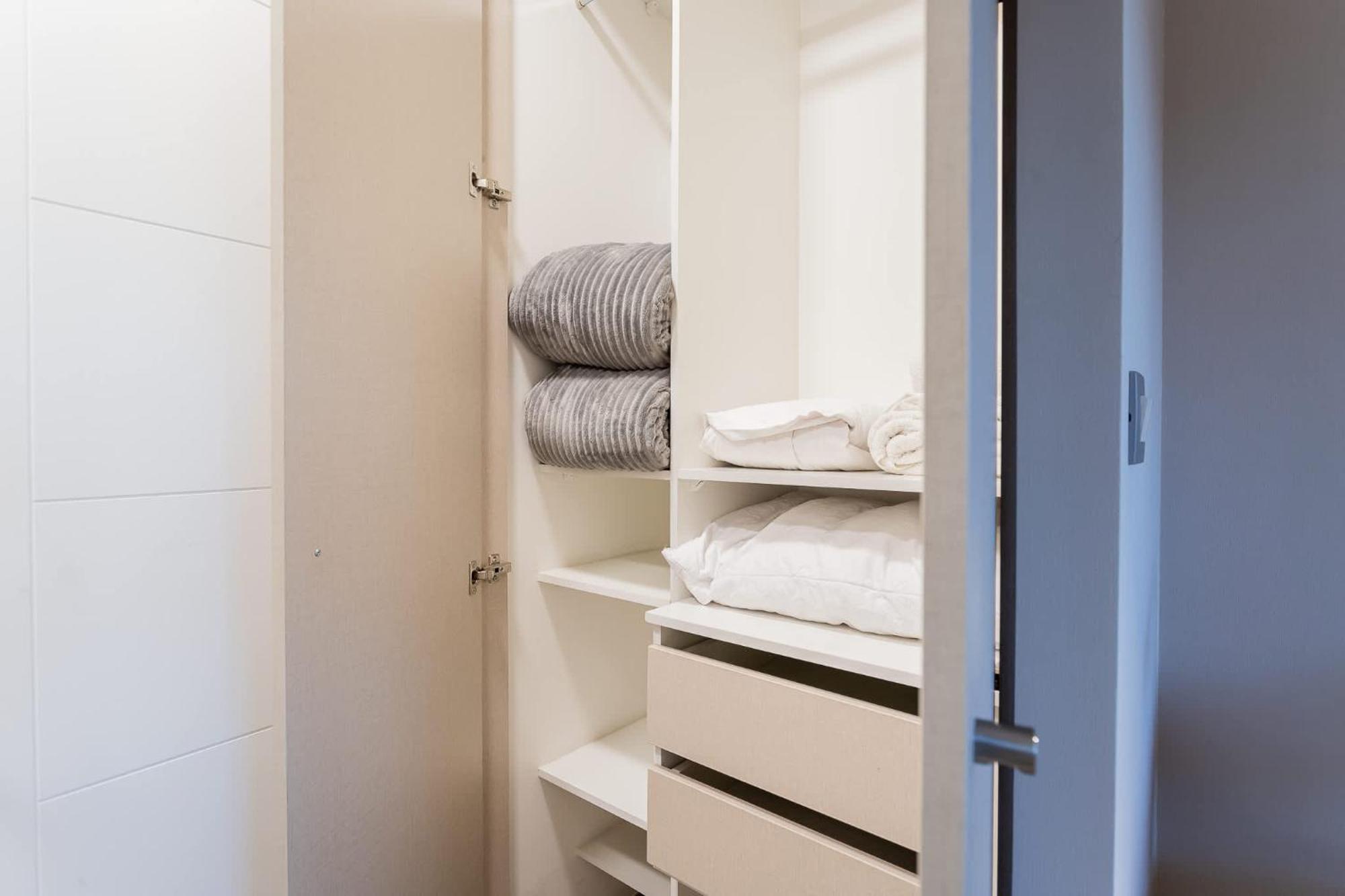 Trendy 1br Nunoa Your Urban Getaway *
