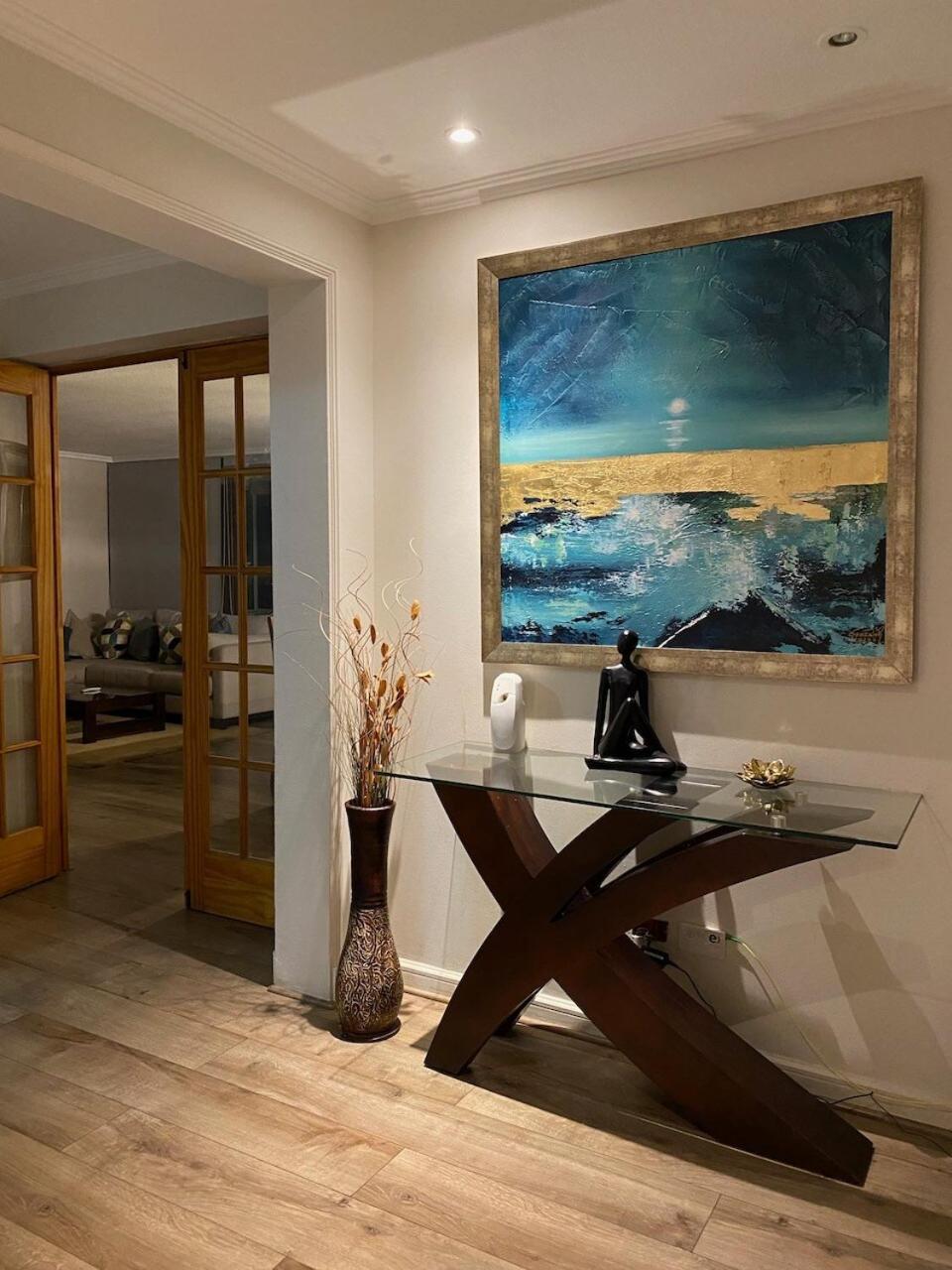 Sky Condes - Panoramic View Apartment