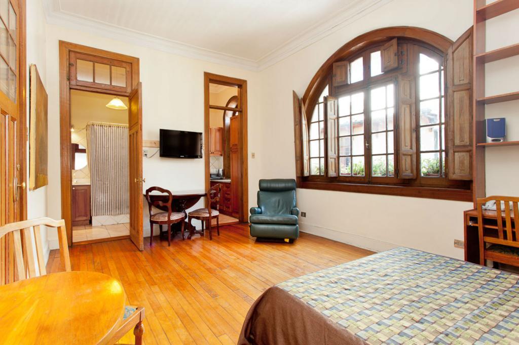Casona Valdes 3* Santiago