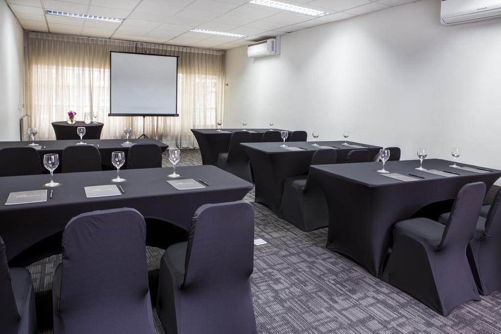Park Plaza Bonaparte Boutique Santiago