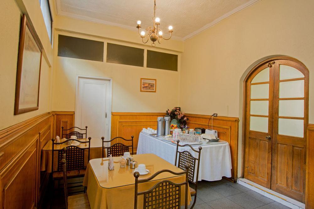 Dacarlo Hotel