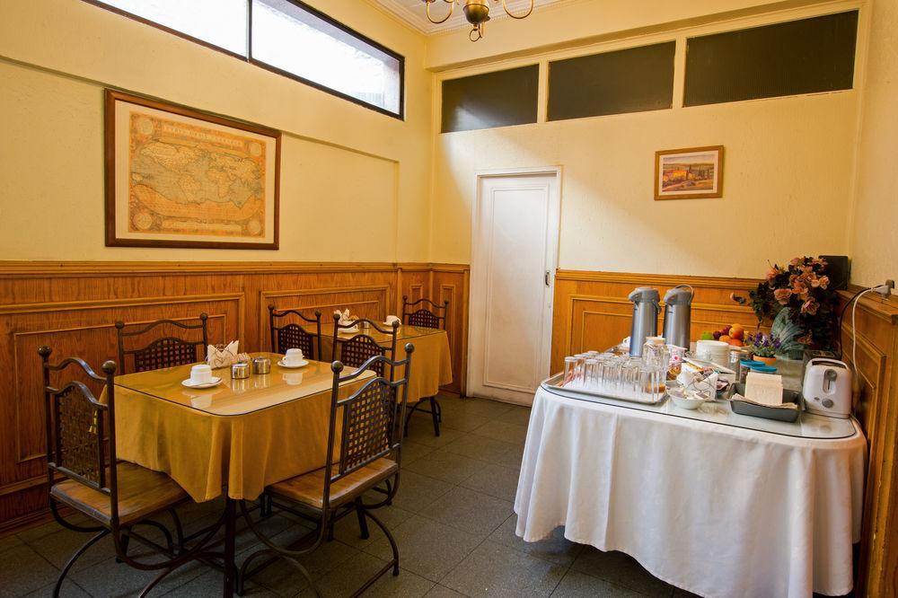 Dacarlo 3* Santiago