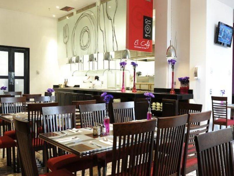 Hotel Radisson Ciudad Empresarial