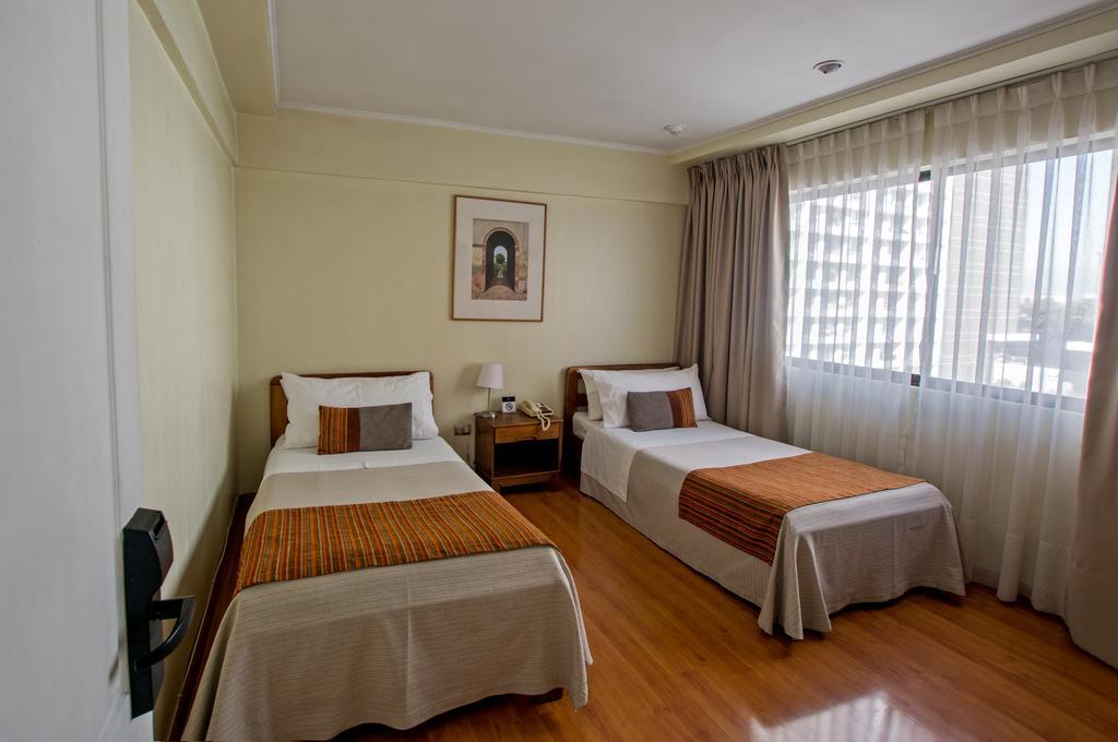 Hotel Dacarlo 3*