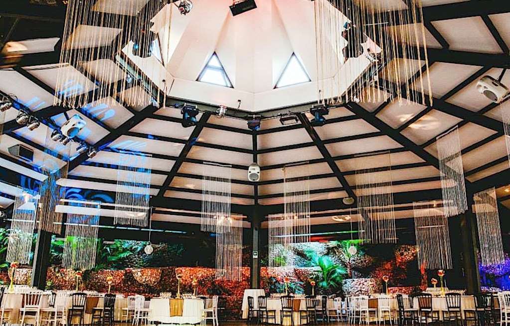 Y Centro De Eventos Manquehue Condes Hotel Santiago