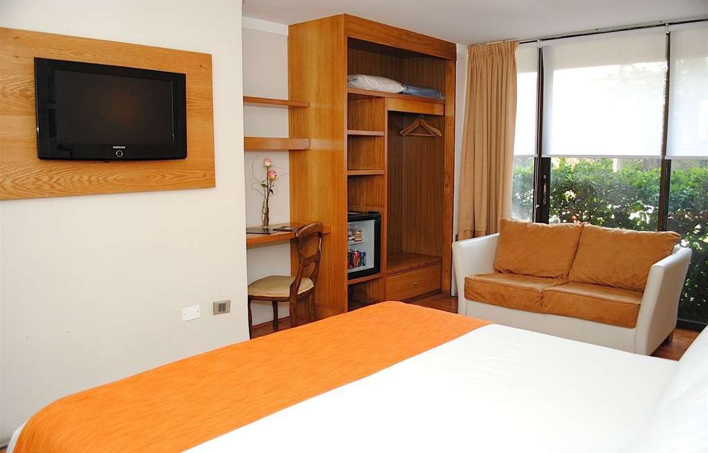 Hotel Y Centro De Eventos Manquehue Condes Santiago