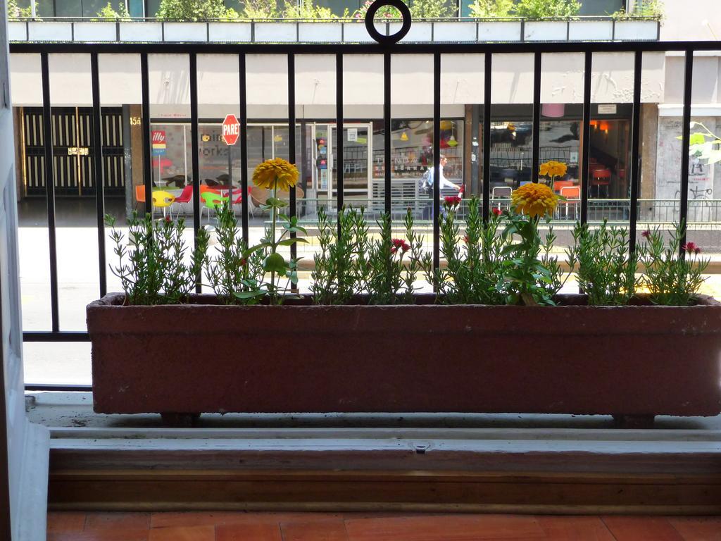 De La Barra Hostal