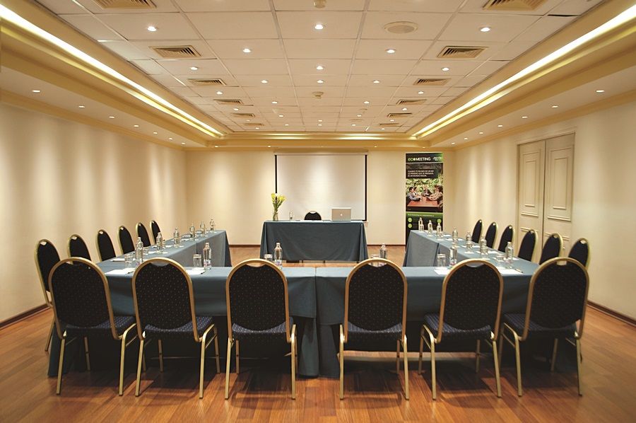 Nh Ciudad De Hotel