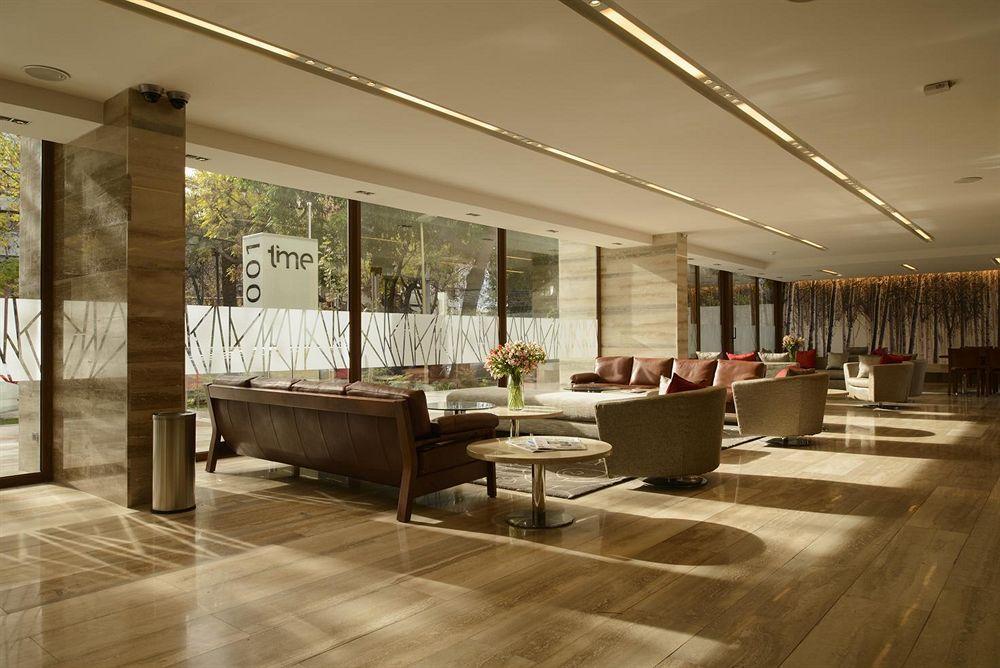 Select Elegant By Time & Santiago
