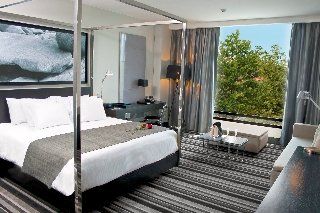 Hotel Radisson Petra La Dehesa Santiago