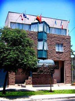 Americano Hostel *