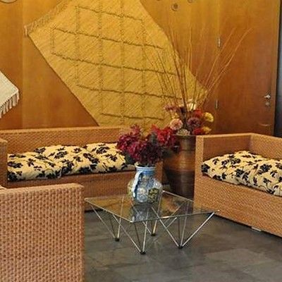 Versalles Aparthotel 4*