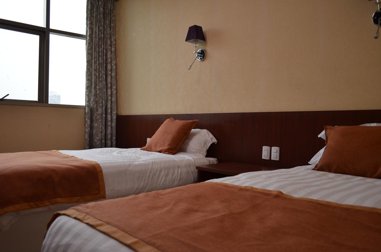 Hotel 198 3*